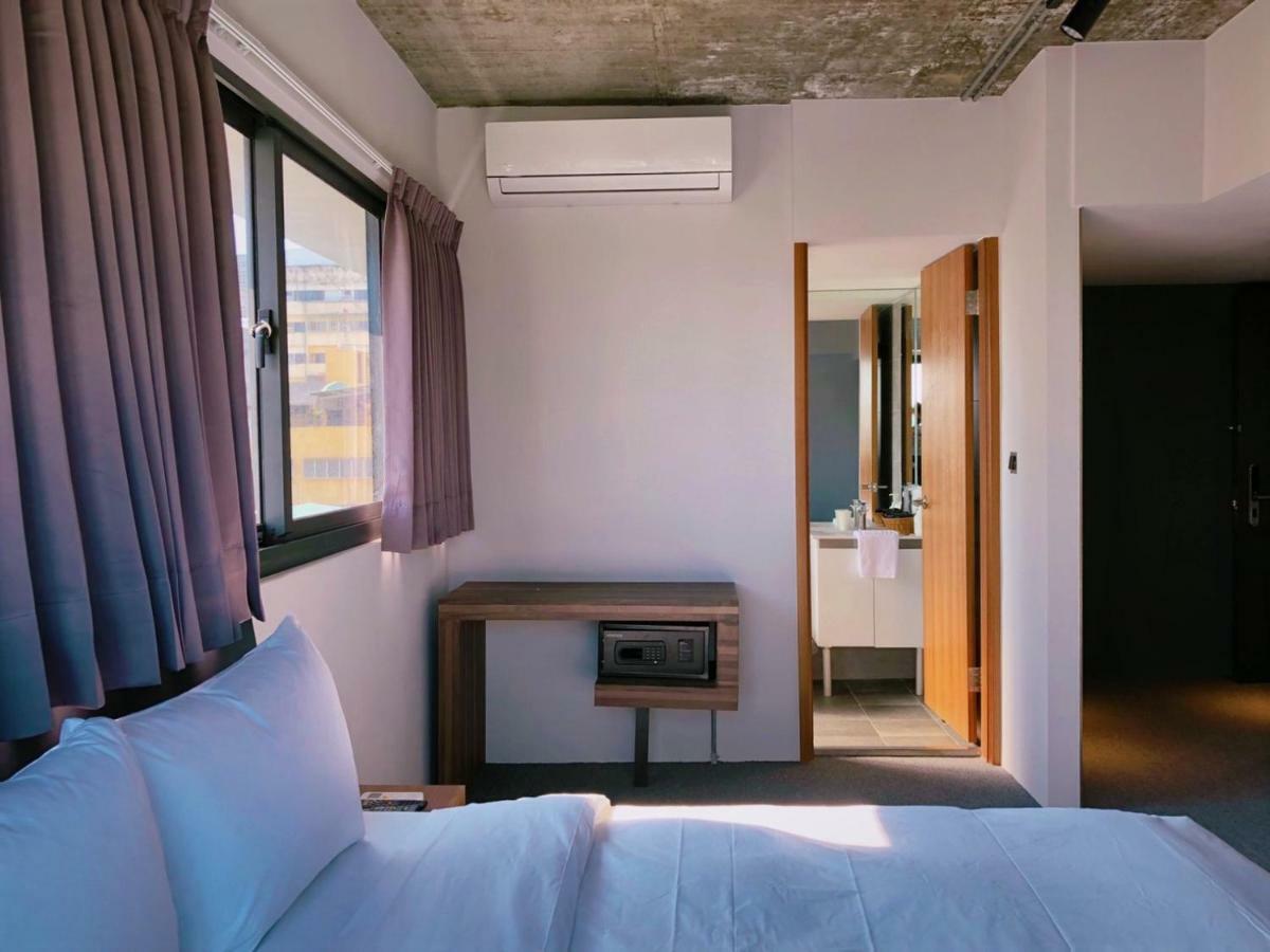 Doudian Ddinn Hotel Тайчжун Экстерьер фото